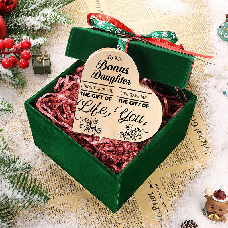 Holz-Kerzenhalter mit Herzmotiv – Ein Geschenk mit Bedeutung!