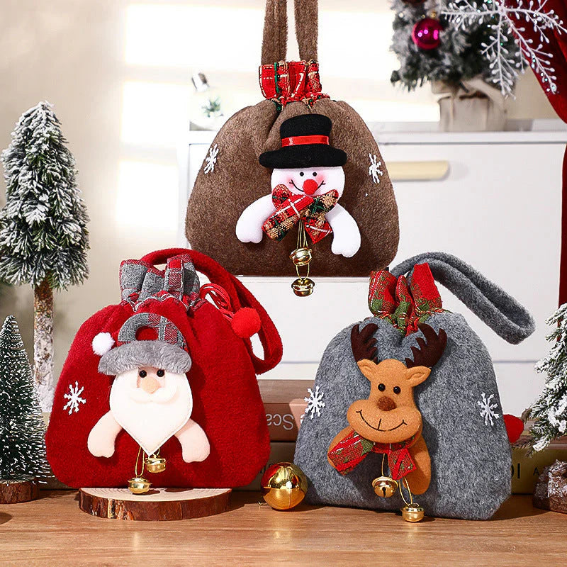 Weihnachtliche Geschenkbeutel im Puppenstil