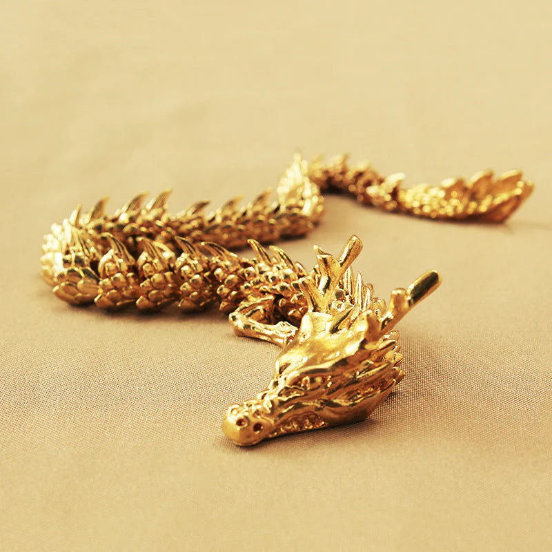 Goldener Drache mit beweglichen Gelenken