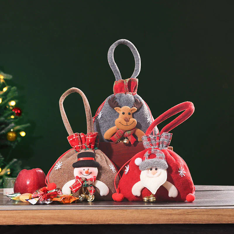 Weihnachtliche Geschenkbeutel im Puppenstil