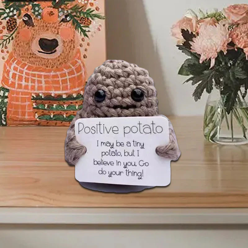 Gestrickte Glückskartoffel – Dein fröhlicher Begleiter für den Alltag