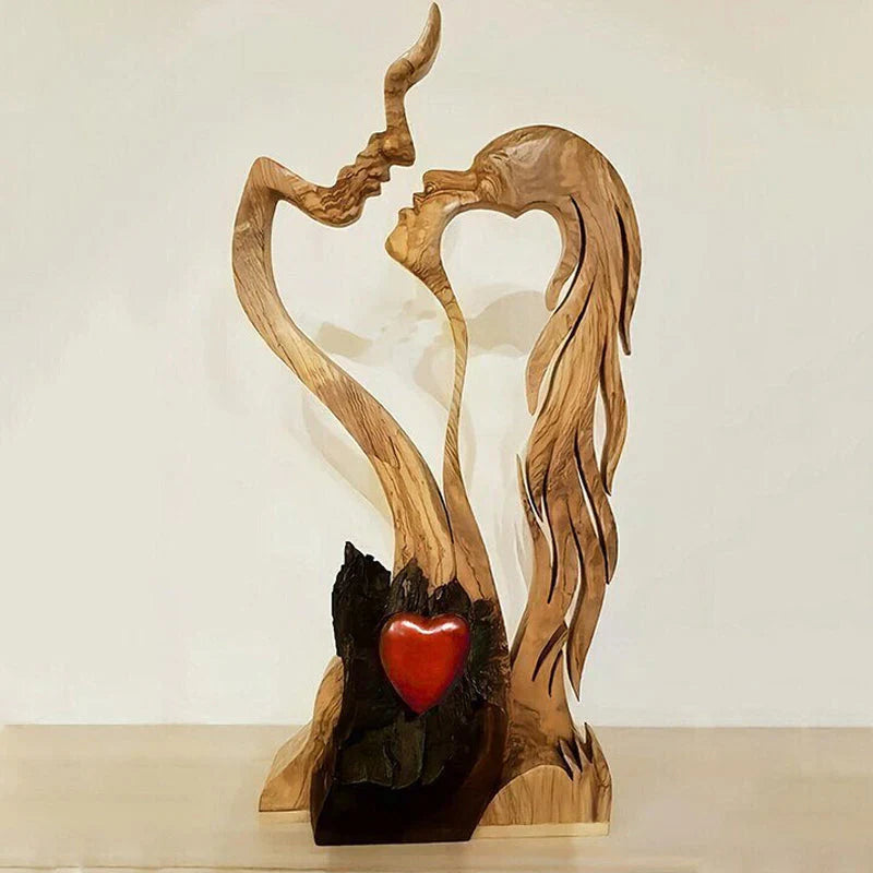 Herzlicht – Handgeschnitzte Liebesdekoration aus Holz