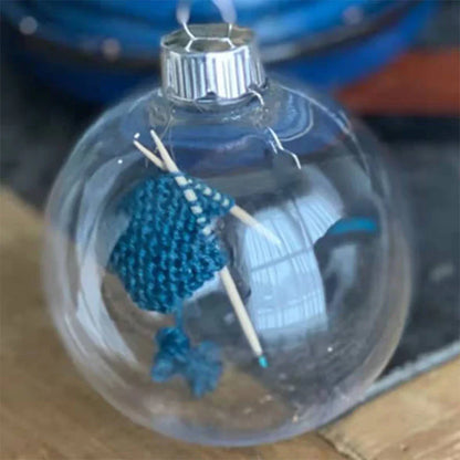 Strickzauber – Handgefertigte Weihnachtsornamente