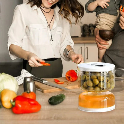 PickleFresh – Der praktische Essiggurken- & Olivenbehälter mit Sieb