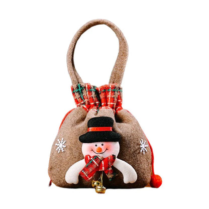 Weihnachtliche Geschenkbeutel im Puppenstil