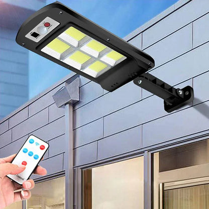 Solarbetriebene LED-Außenleuchte – Energieeffiziente Beleuchtung für Ihr Zuhause
