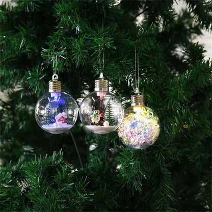 Leuchtende Weihnachtsbaumkugeln