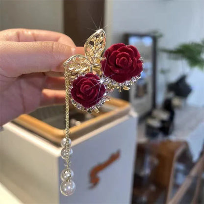 Elegante Haarspange mit Quaste